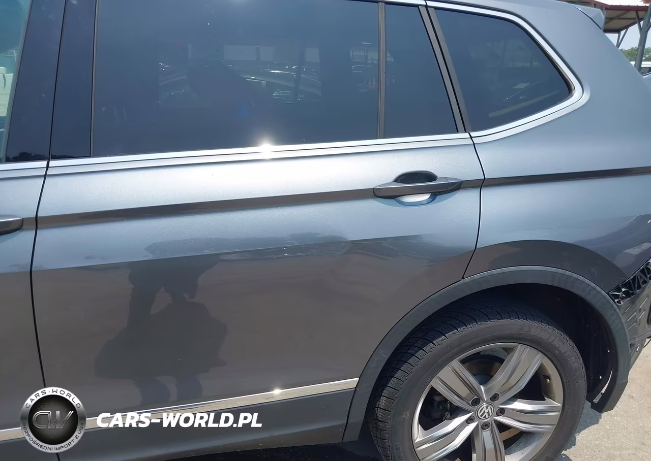 2018 Volkswagen Tiguan 2.0T Sel Premium VIN:3VV5B7AX1JM002747 - 20