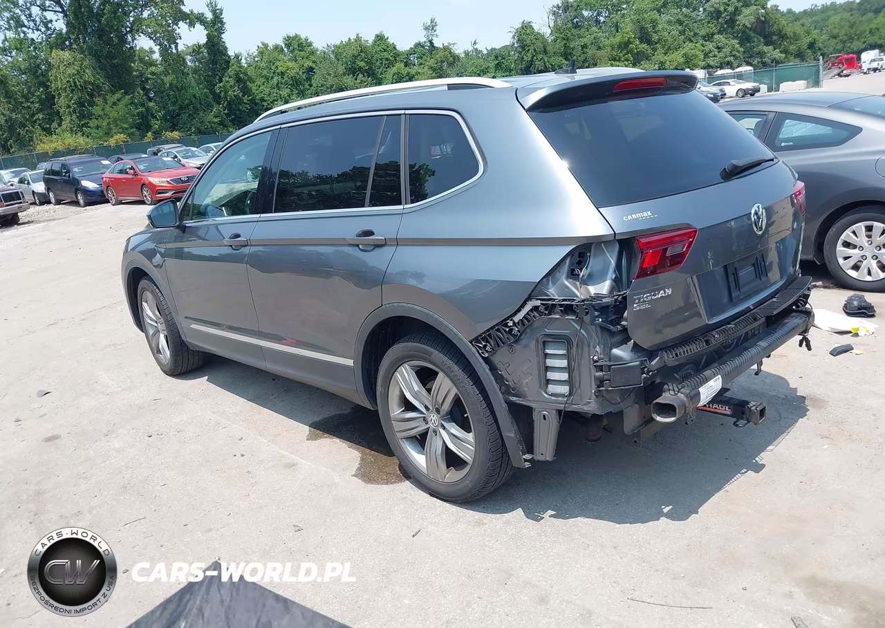 2018 Volkswagen Tiguan 2.0T Sel Premium VIN:3VV5B7AX1JM002747 - 3