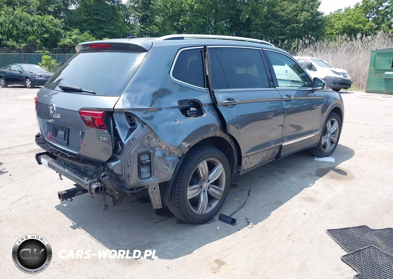 2018 Volkswagen Tiguan 2.0T Sel Premium VIN:3VV5B7AX1JM002747 - 4