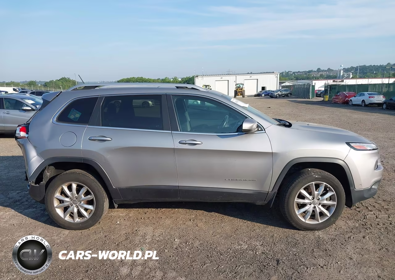 2015 Jeep Cherokee Limited VIN:1C4PJMDS3FW666502 - 13