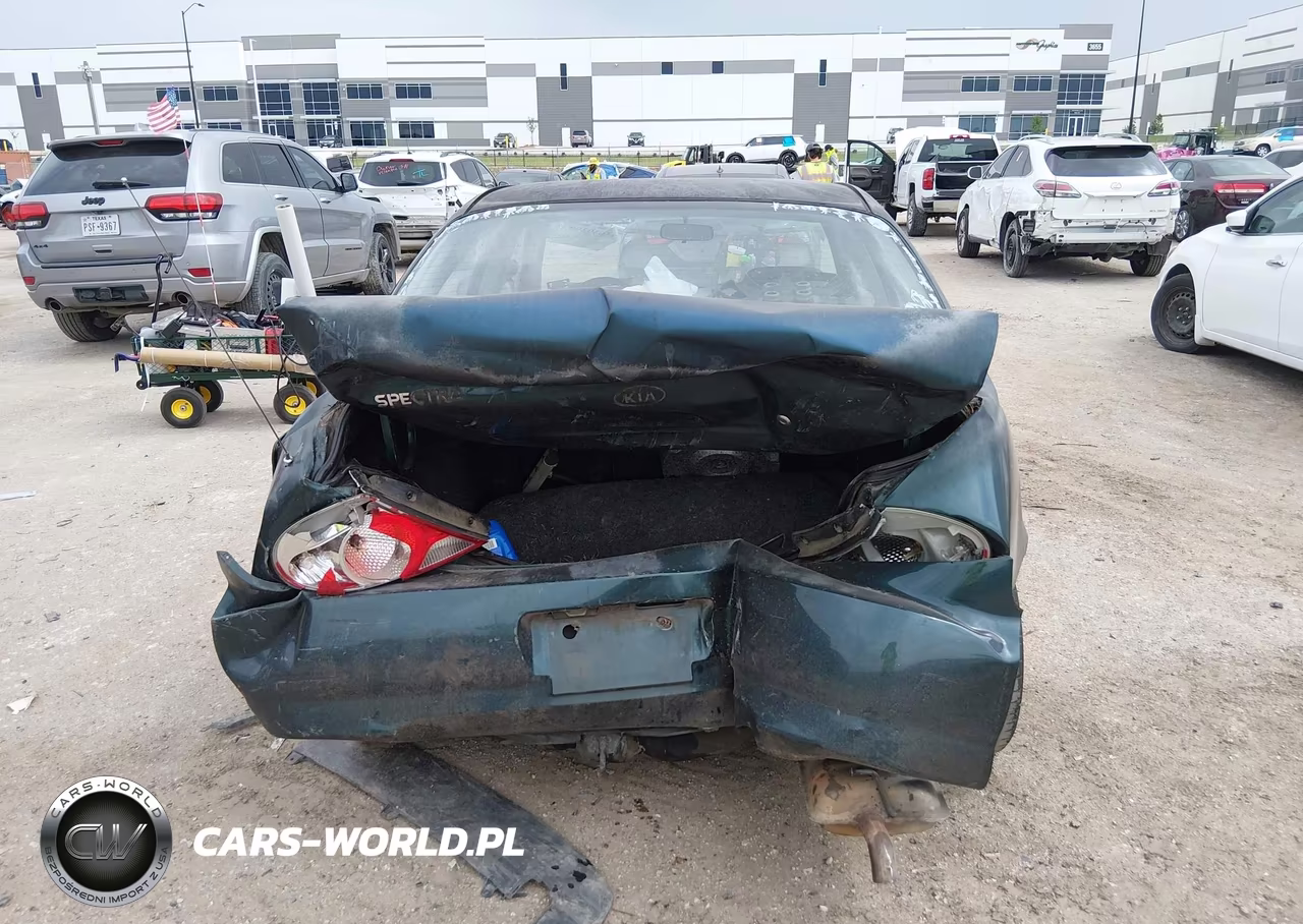 2002 Kia Spectra Ls VIN:KNAFB121825133298 - 16