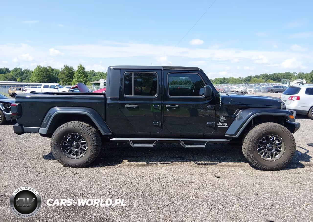 2020 Jeep Gladiator Overland 4X4 VIN:1C6HJTFG1LL170755 - 14