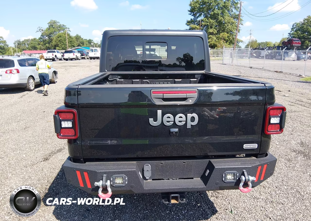 2020 Jeep Gladiator Overland 4X4 VIN:1C6HJTFG1LL170755 - 17