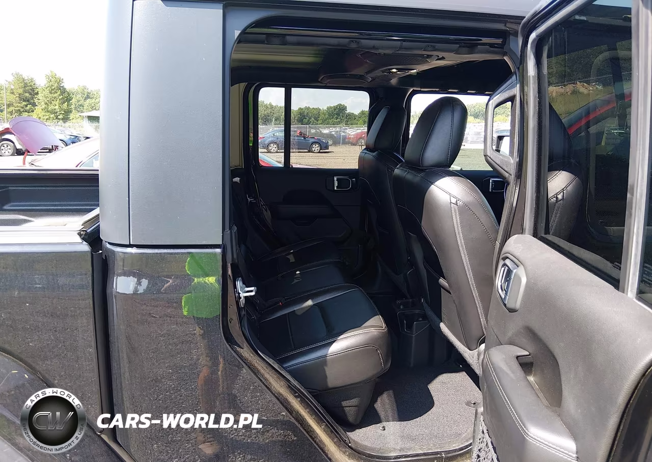 2020 Jeep Gladiator Overland 4X4 VIN:1C6HJTFG1LL170755 - 8