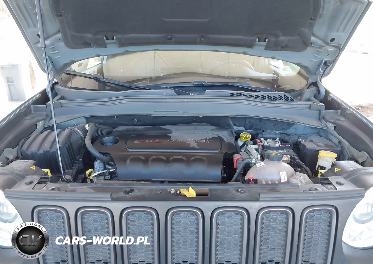 2017 Jeep Renegade Trailhawk VIN:ZACCJBCB6HPG49181 - 10