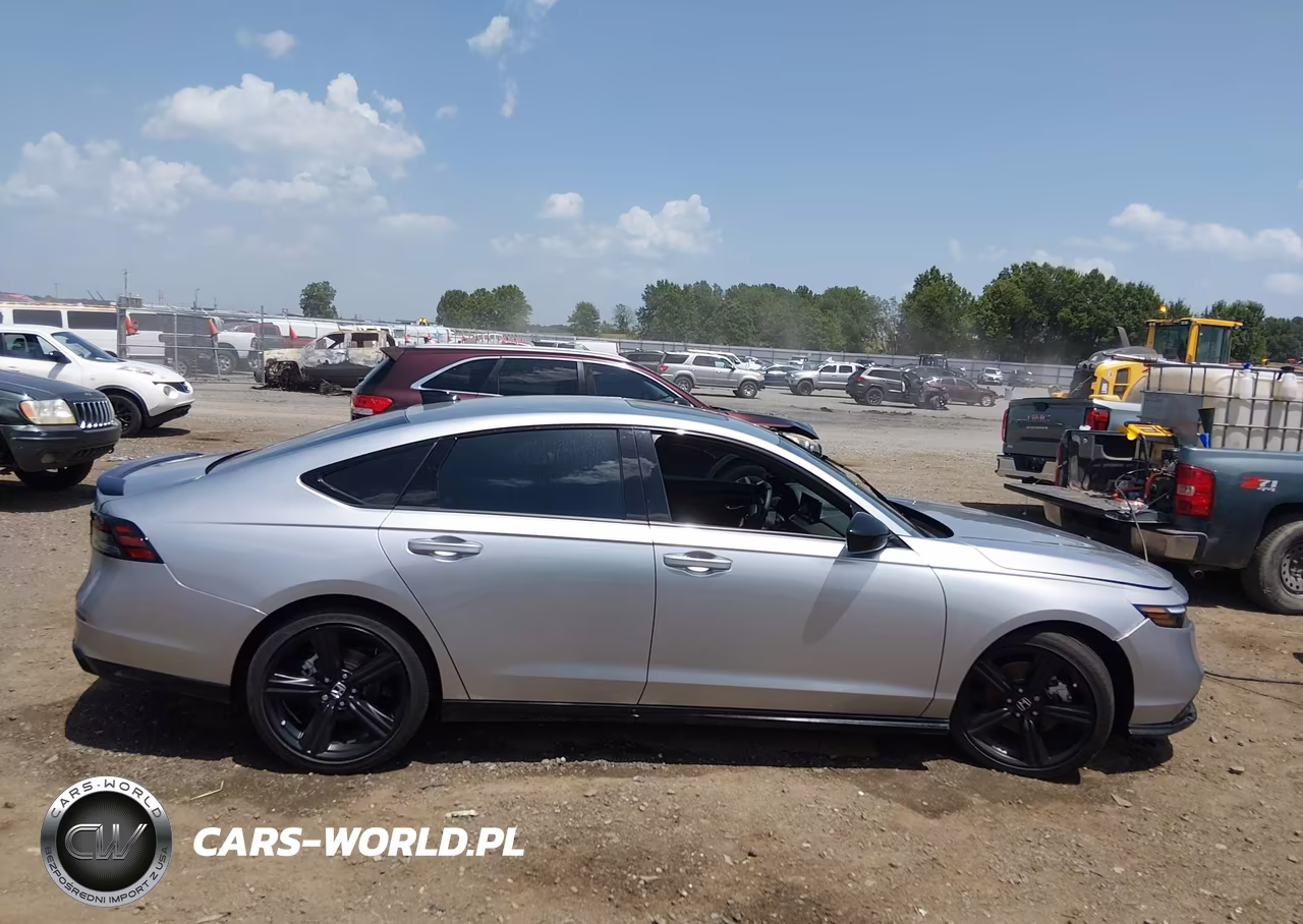 2026 Honda Accord Hybrid Sport-L VIN:1HGCY2F70TA000327 - 13