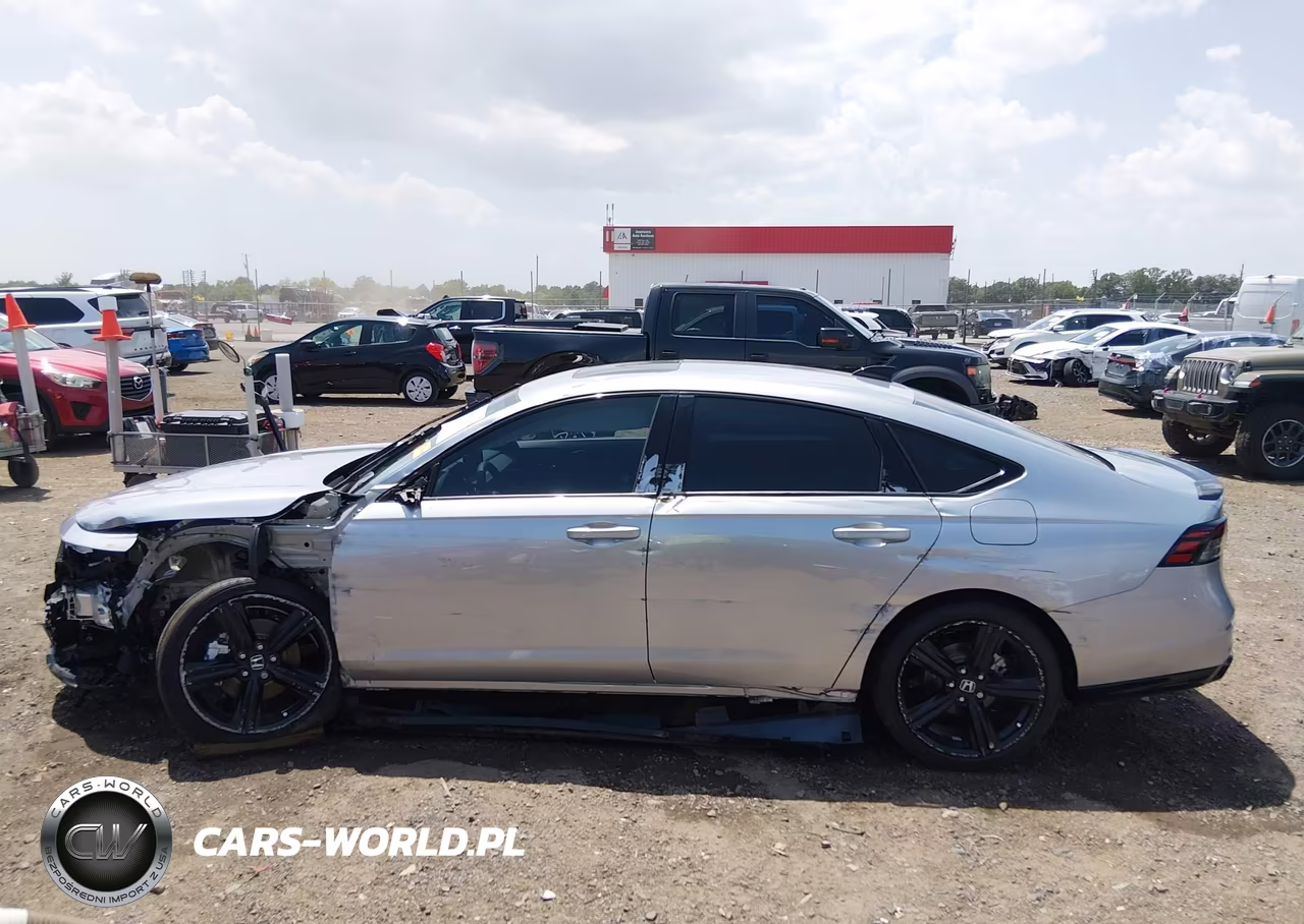 2026 Honda Accord Hybrid Sport-L VIN:1HGCY2F70TA000327 - 14