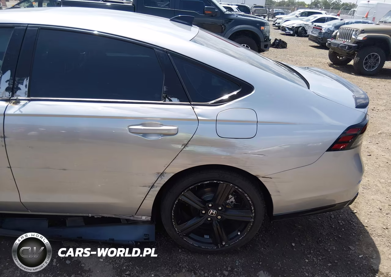 2026 Honda Accord Hybrid Sport-L VIN:1HGCY2F70TA000327 - 19