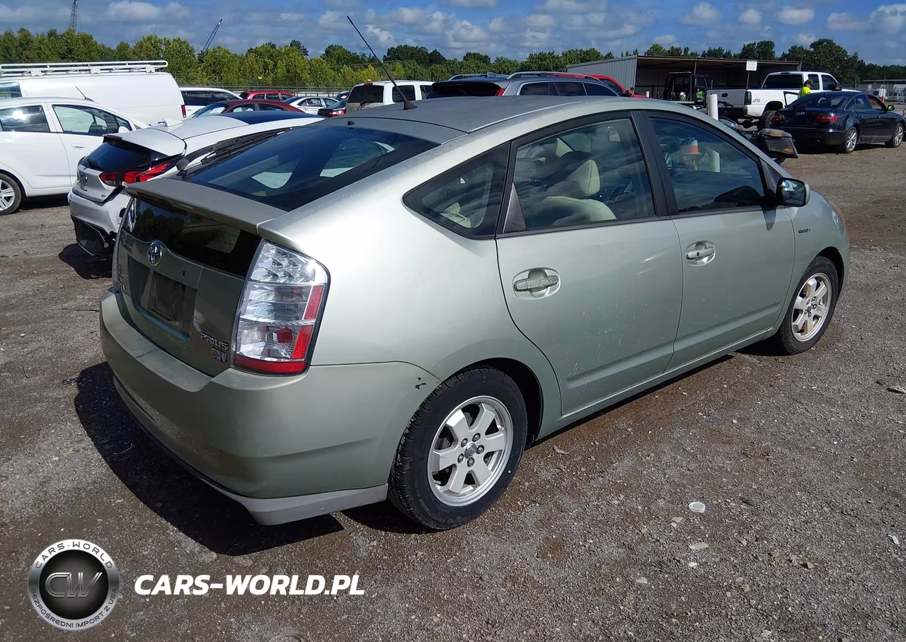 2008 Toyota Prius VIN:JTDKB20UX87708275 - 4