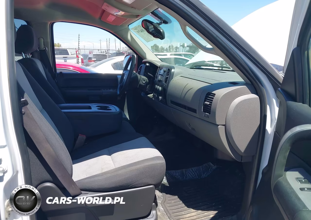 2008 Chevrolet Silverado 1500 Ls VIN:2GCEC13C381191566 - 5
