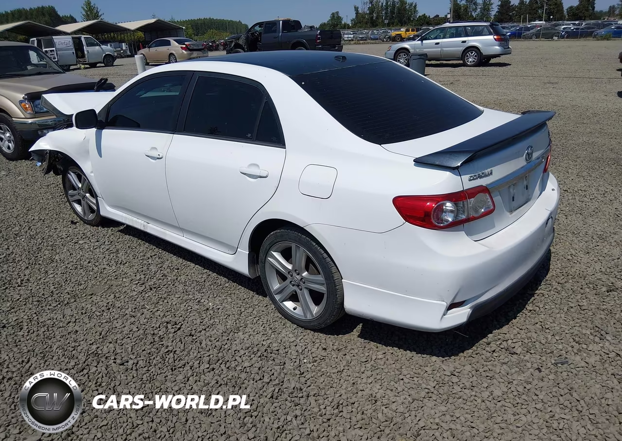 2013 Toyota Corolla S VIN:2T1BU4EE4DC951855 - 3