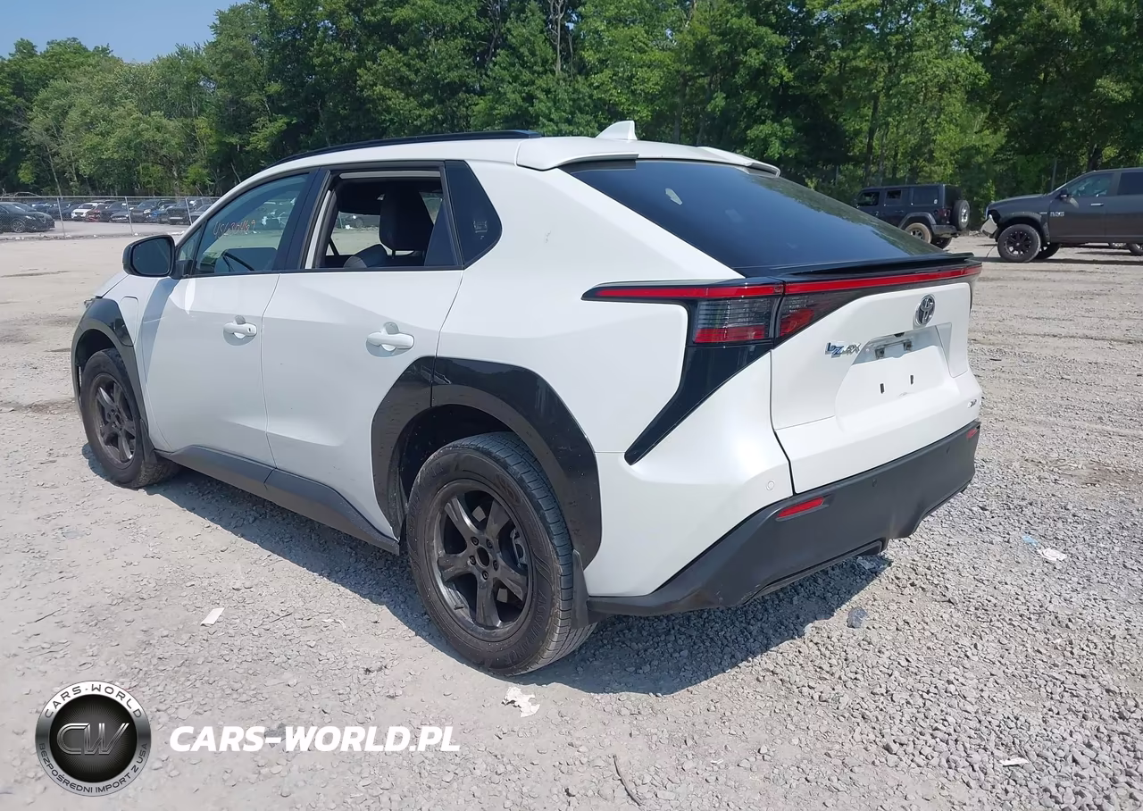 2023 Toyota Bz4X Xle VIN:JTMABACA6PA018306 - 3