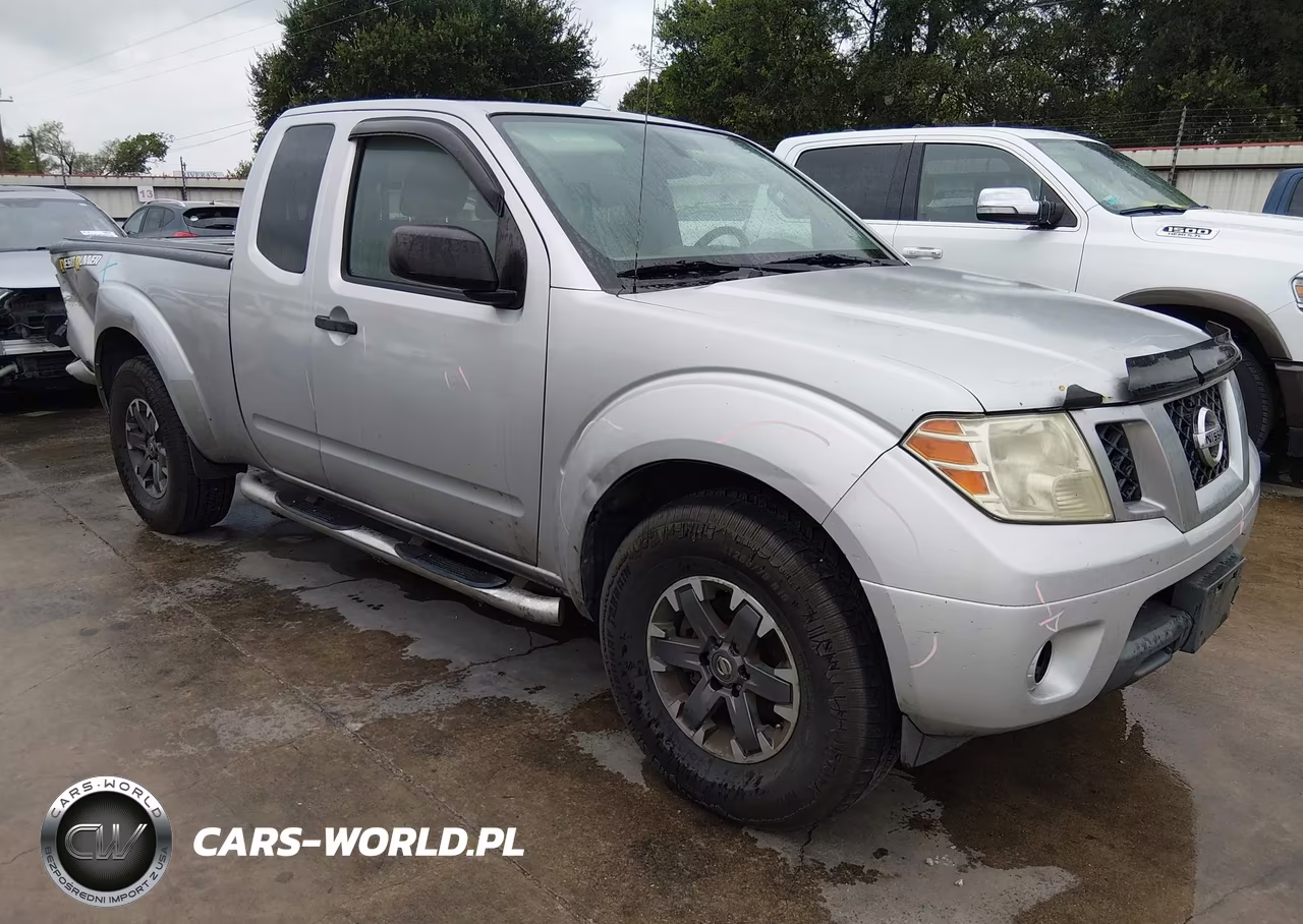 2014 Nissan Frontier Desert Runner