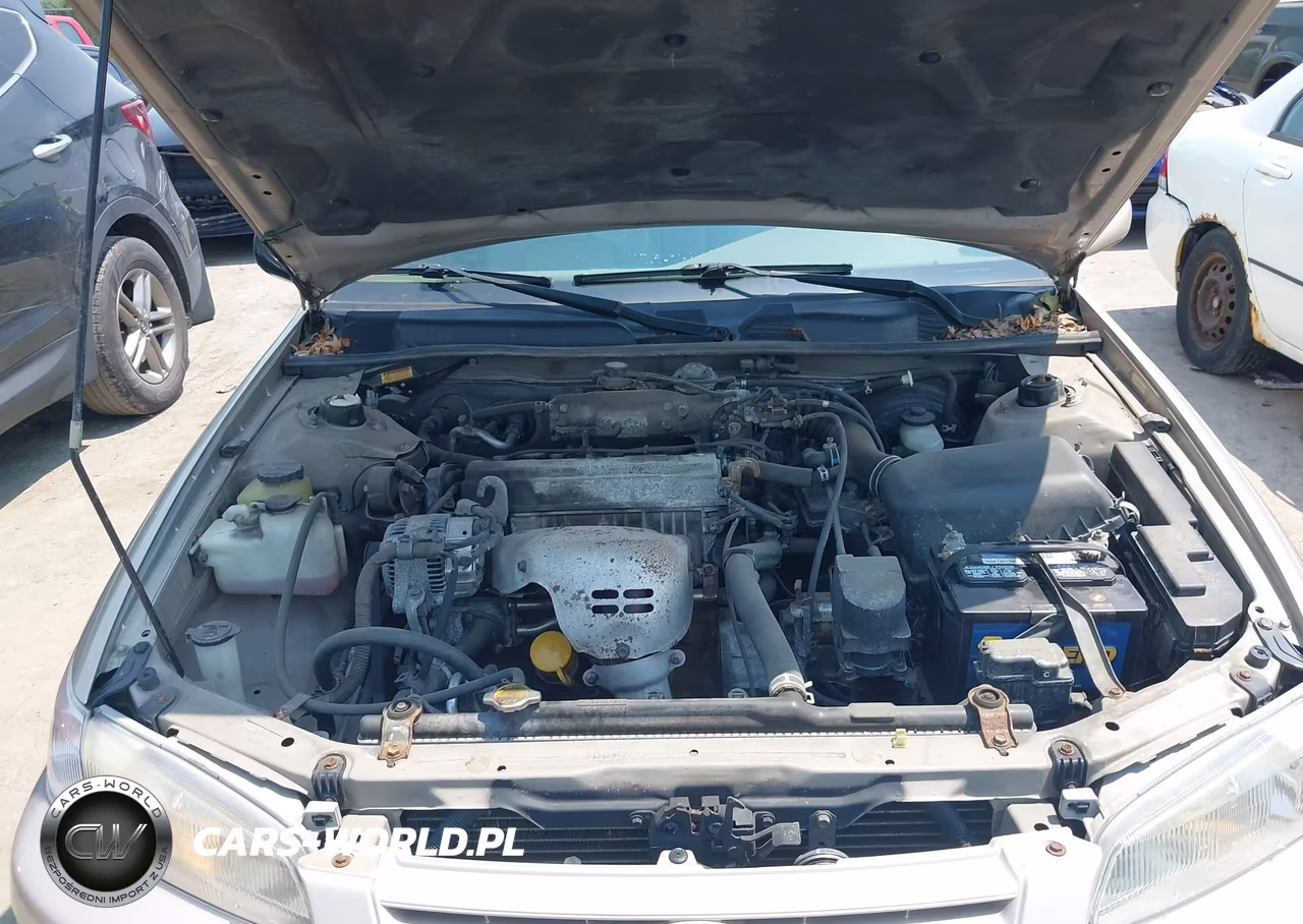 1999 Toyota Camry Le VIN:4T1BG22K5XU915942 - 10