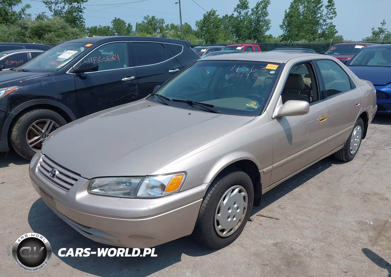 1999 Toyota Camry Le VIN:4T1BG22K5XU915942 - 2