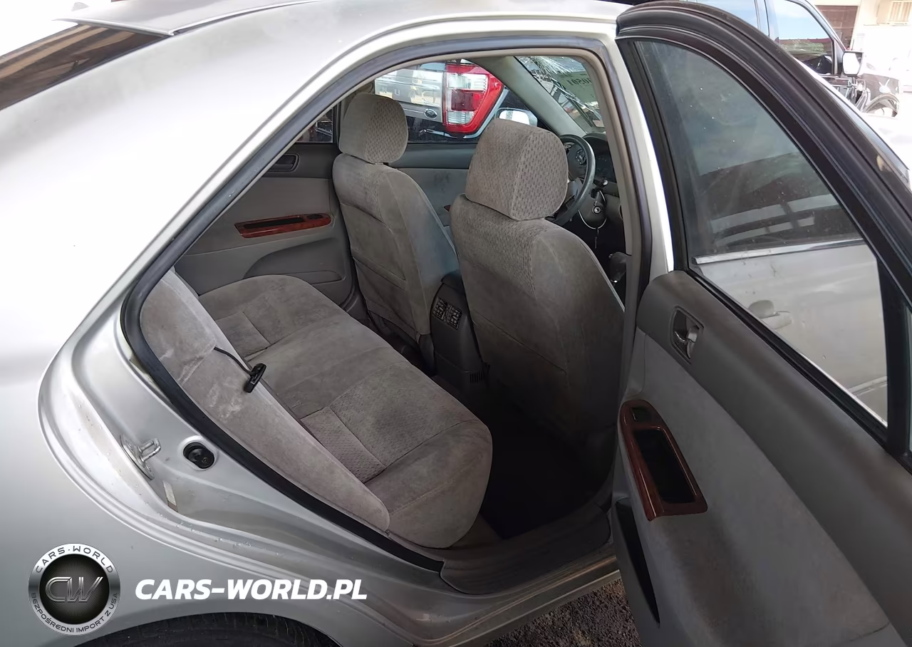 2002 Toyota Camry Xle VIN:4T1BE32KX2U081316 - 8
