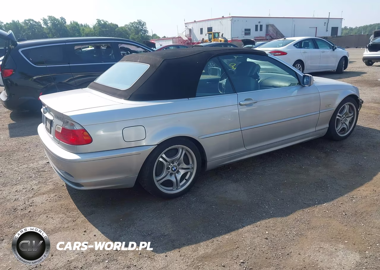 2002 BMW 3 Series 330Ci VIN:WBABS534X2JU91833 - 4