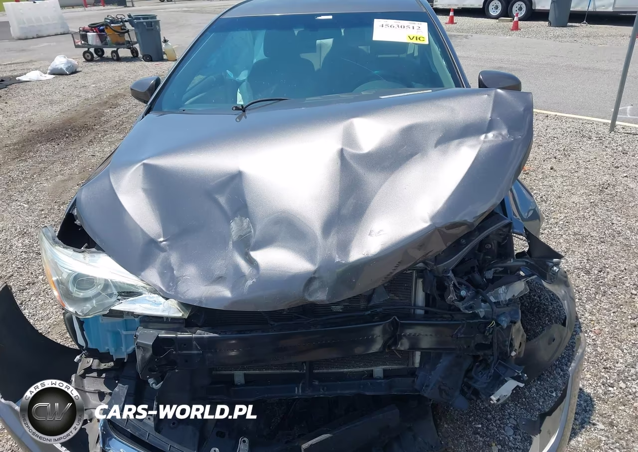 2015 Toyota Camry Le VIN:4T1BF1FK2FU910221 - 12