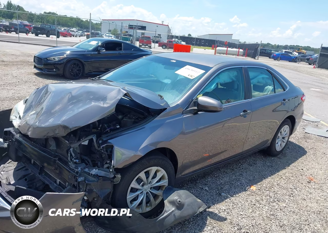 2015 Toyota Camry Le VIN:4T1BF1FK2FU910221 - 2
