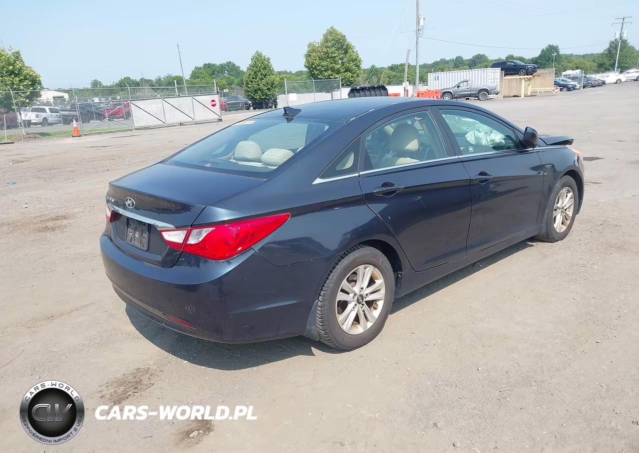 2013 Hyundai Sonata Gls VIN:5NPEB4AC7DH754487 - 4