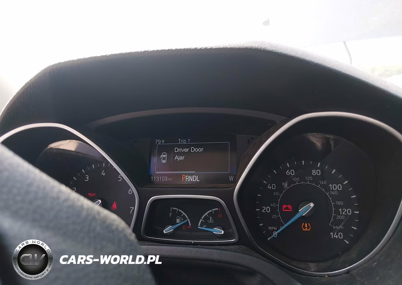 2018 Ford Focus Se VIN:1FADP3F23JL213831 - 7