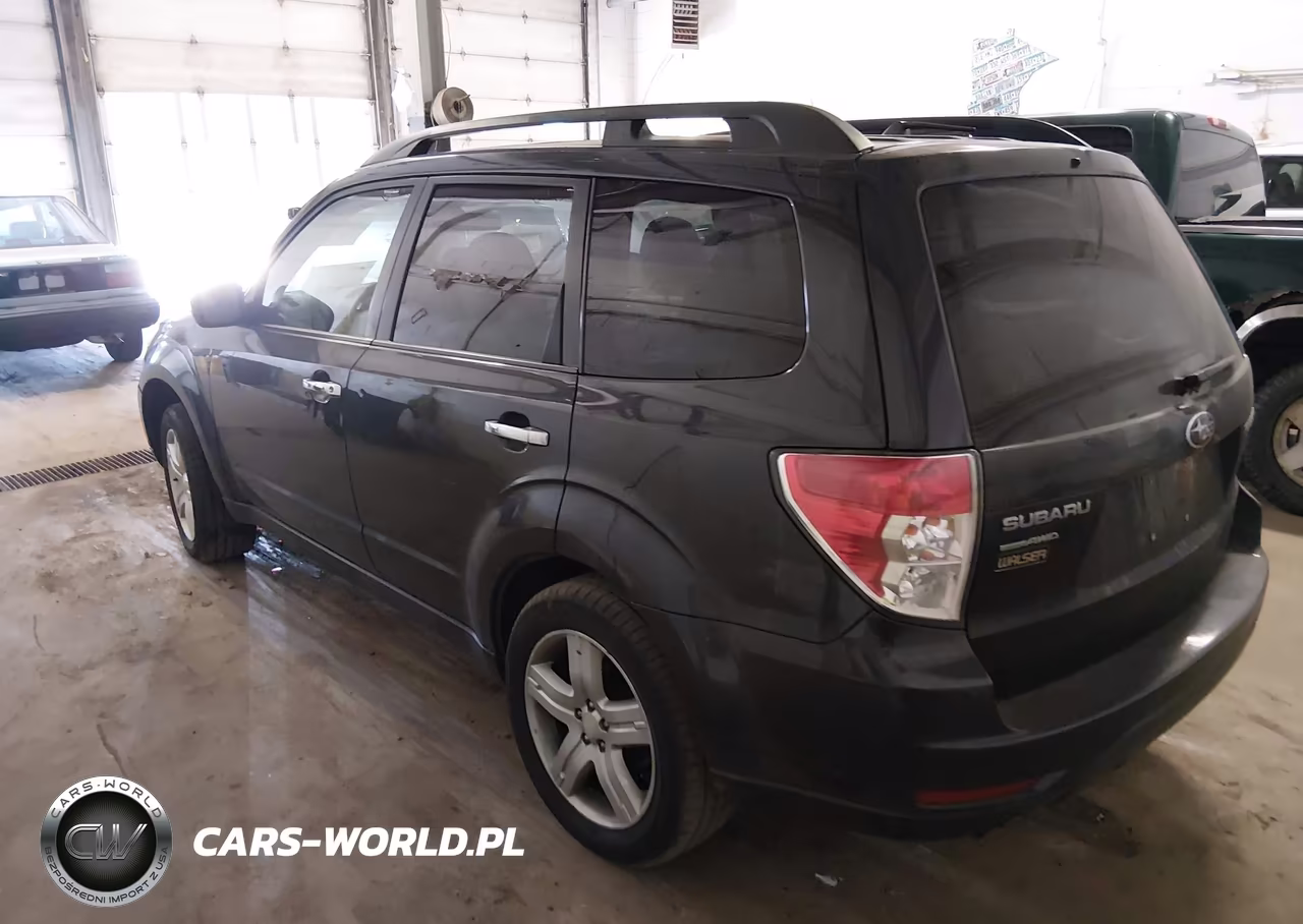 2010 Subaru Forester 2.5X Premium VIN:JF2SH6CC5AH769608 - 3