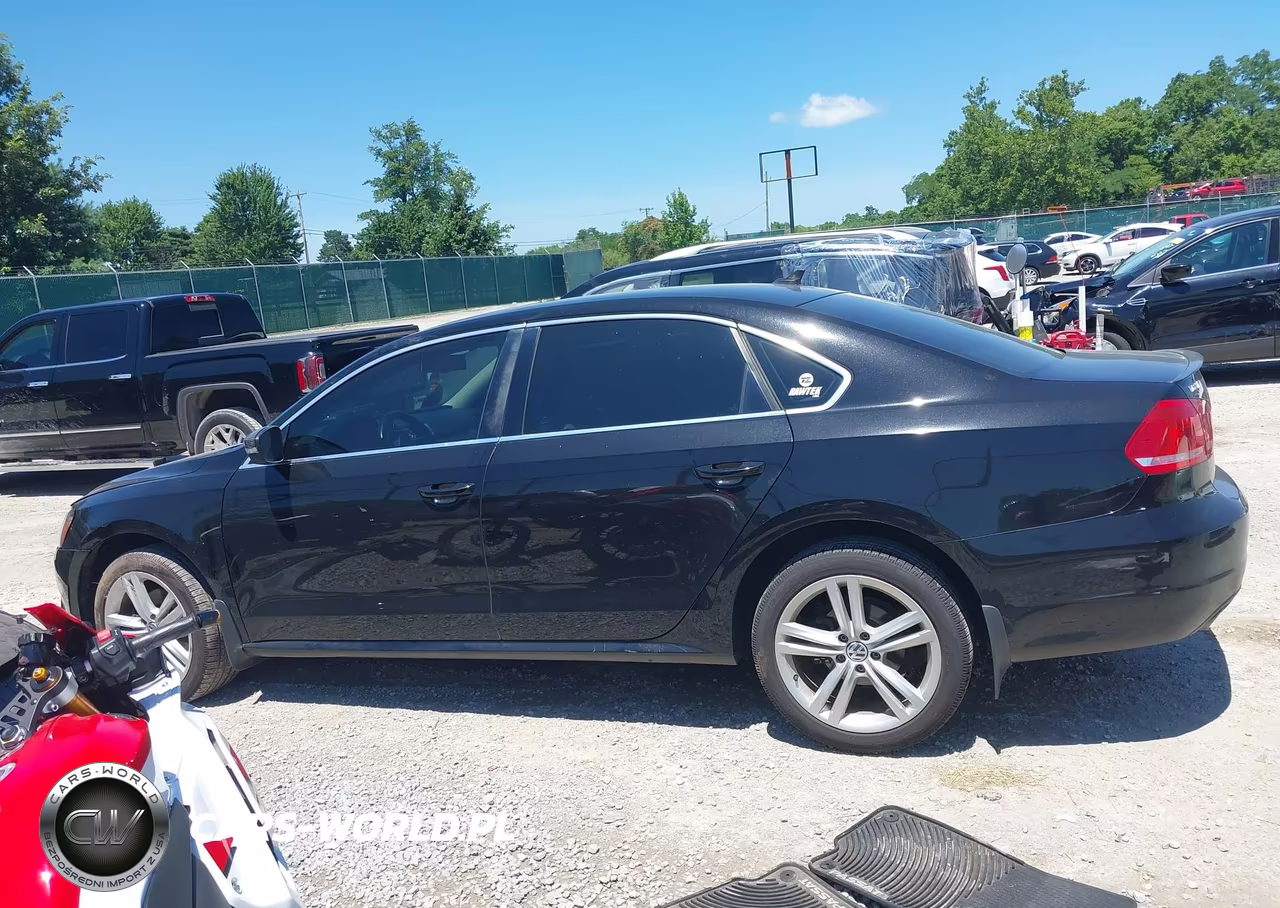 2014 Volkswagen Passat 2.0L Tdi Se VIN:1VWBN7A32EC118971 - 14