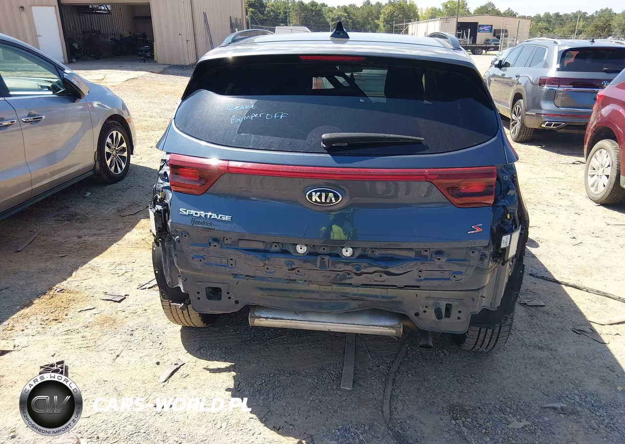 2020 Kia Sportage S VIN:KNDP6CAC2L7823550 - 17
