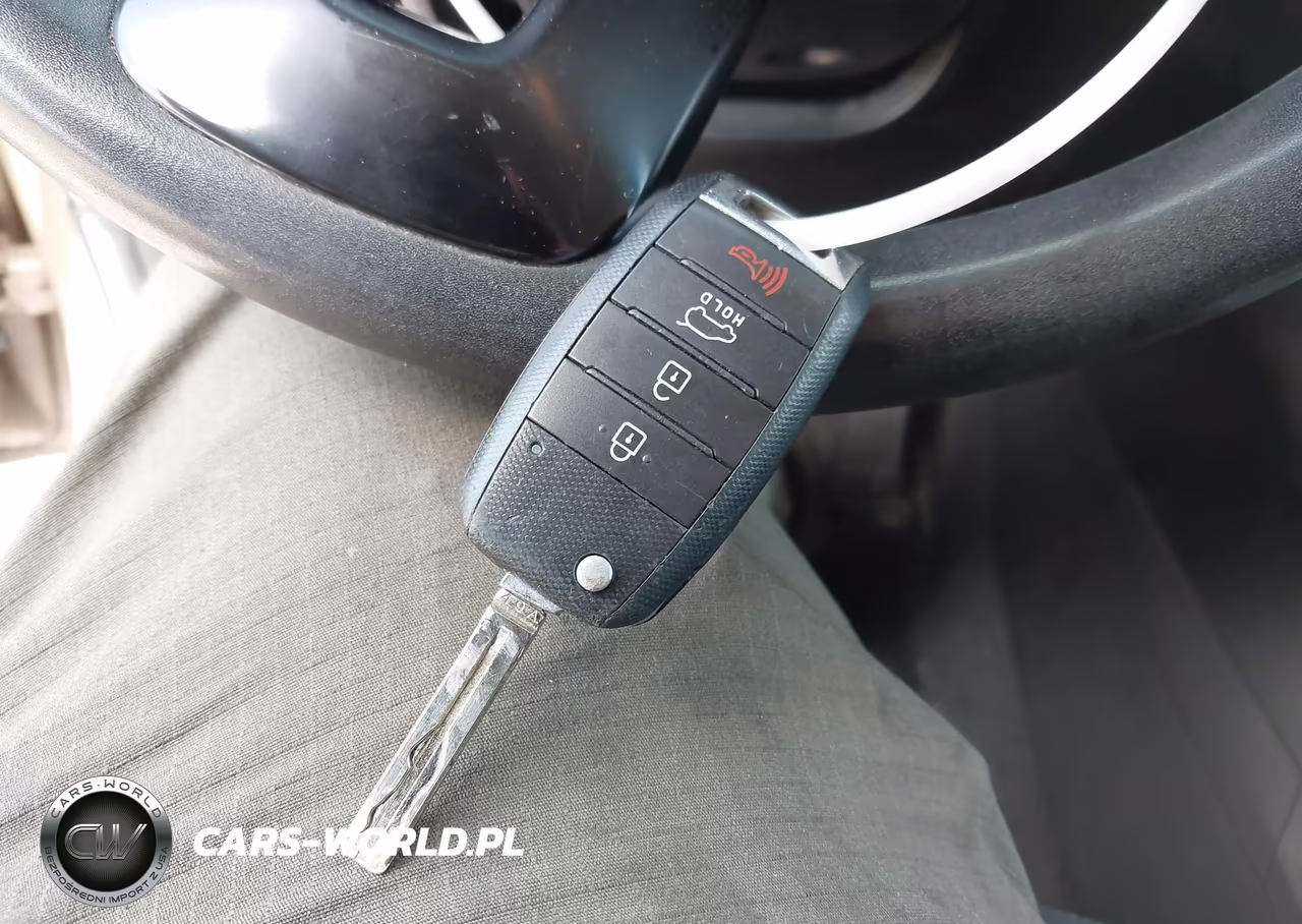 2015 Kia Soul VIN:KNDJN2A24F7164241 - 11