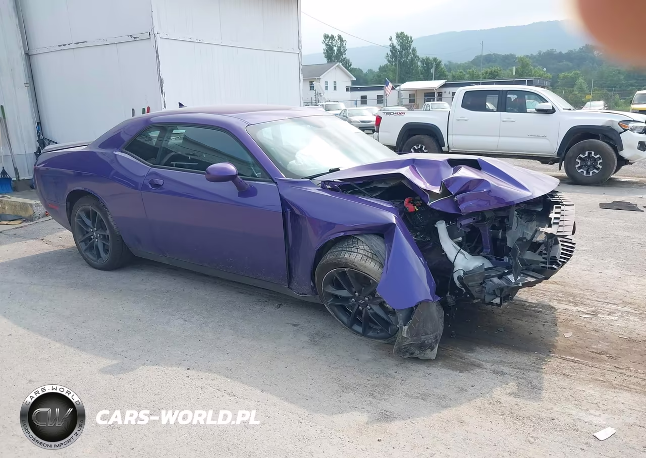 2023 Dodge Challenger Sxt Awd – zdjęcie 1 z 17