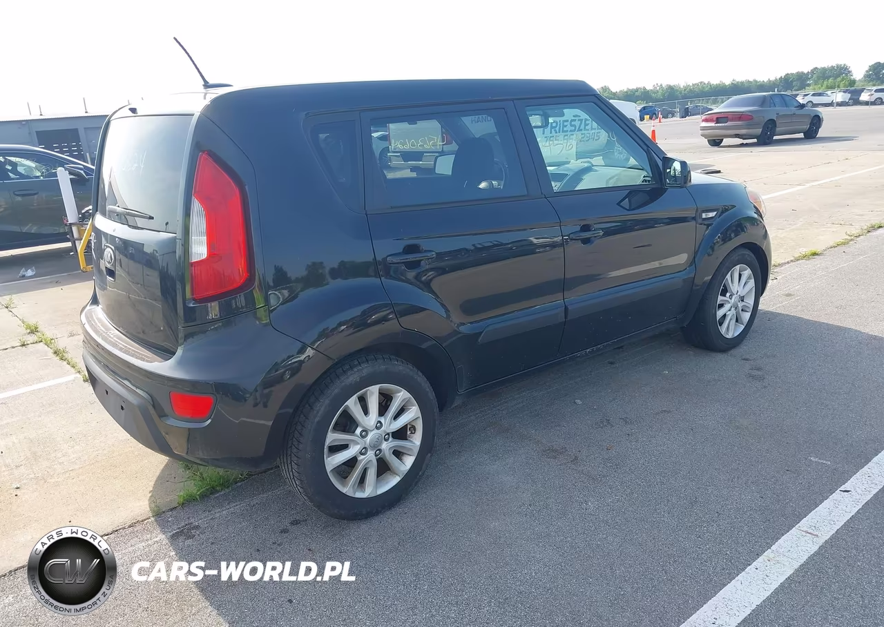 2013 Kia Soul VIN:KNDJT2A53D7610098 - 4