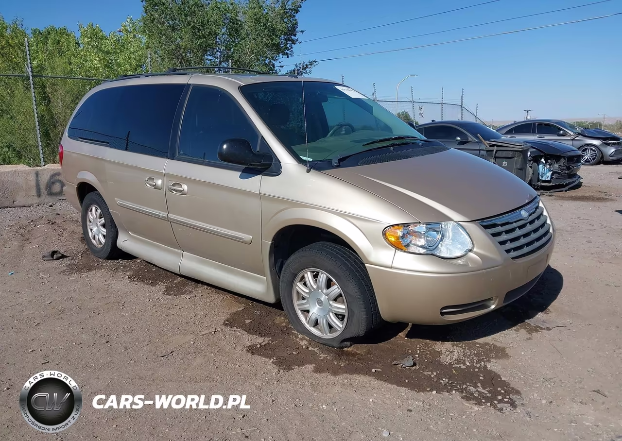 2006 Chrysler Town & Country Touring
