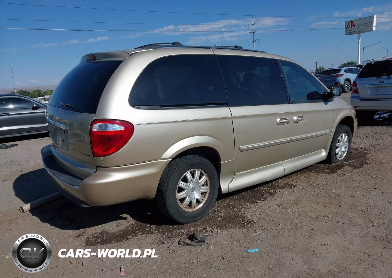 2006 Chrysler Town & Country Touring VIN:2A4GP54LX6R871105 - 4
