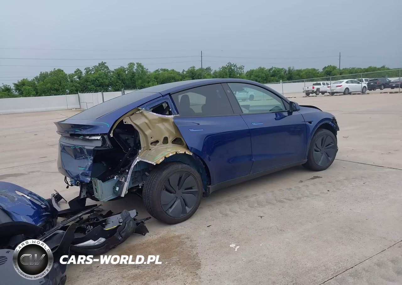 2026 Tesla Model Y All-Wheel Drive-Long Range Launch Series-Premium All-Wheel Drive VIN:7SAYGAEE8TF628454 - 4