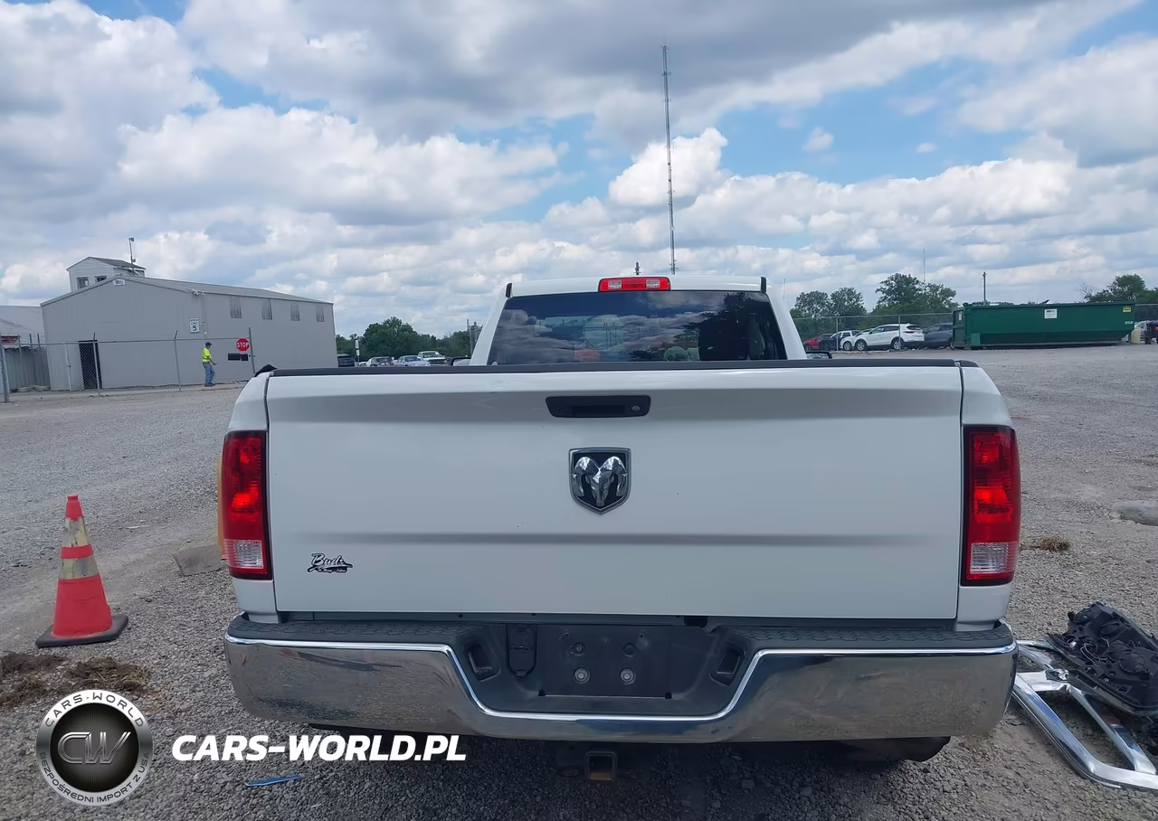 2018 Ram 1500 Tradesman 4X2 8' Box VIN:3C6JR6DG7JG252384 - 17