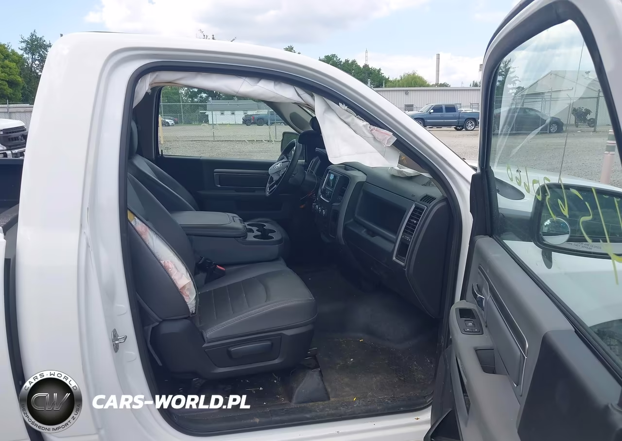 2018 Ram 1500 Tradesman 4X2 8' Box VIN:3C6JR6DG7JG252384 - 5