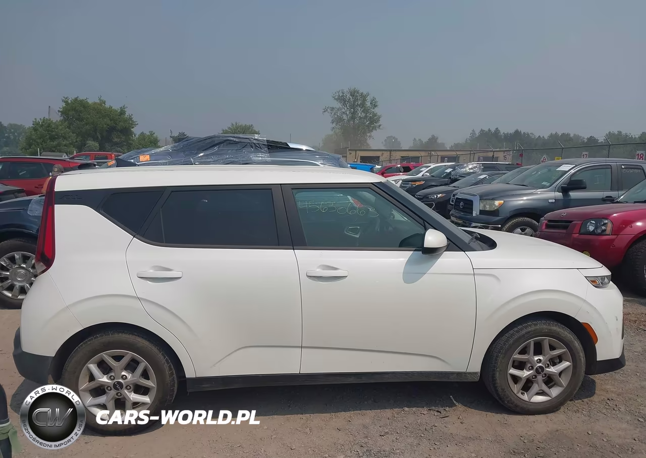 2022 Kia Soul Lx VIN:KNDJ23AU1N7157746 - 13