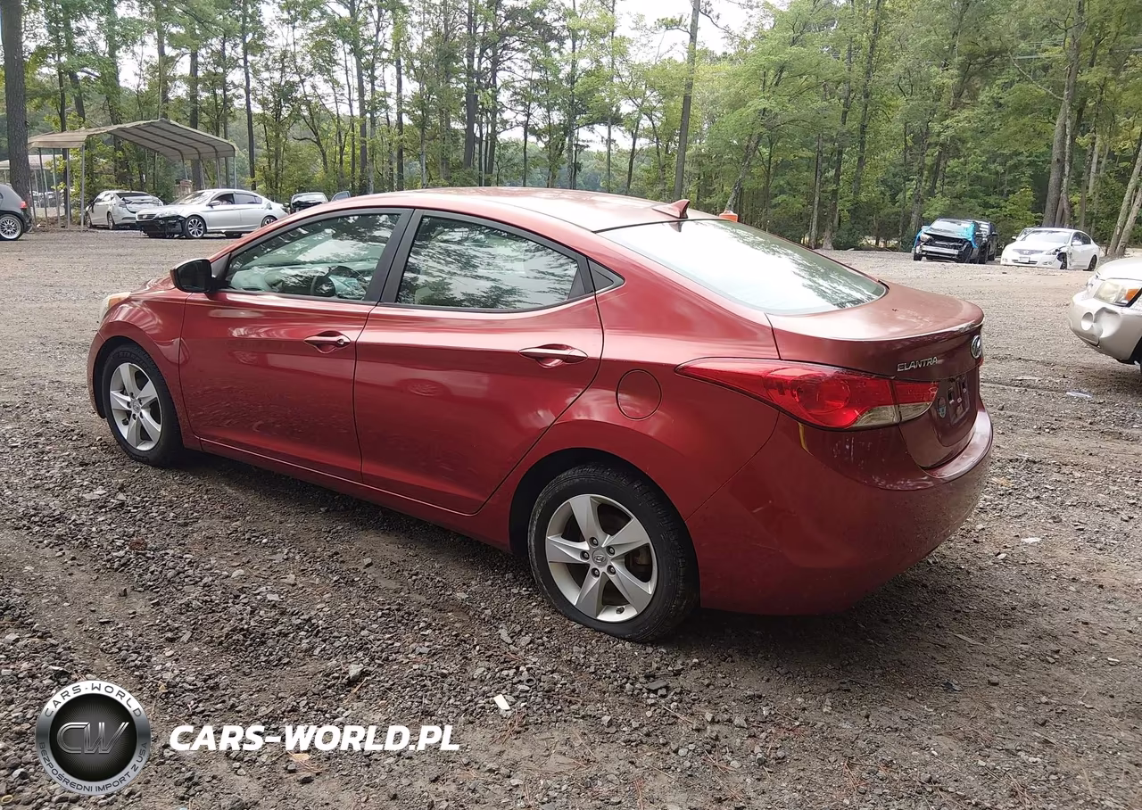 2013 Hyundai Elantra Gls VIN:5NPDH4AE5DH238902 - 3