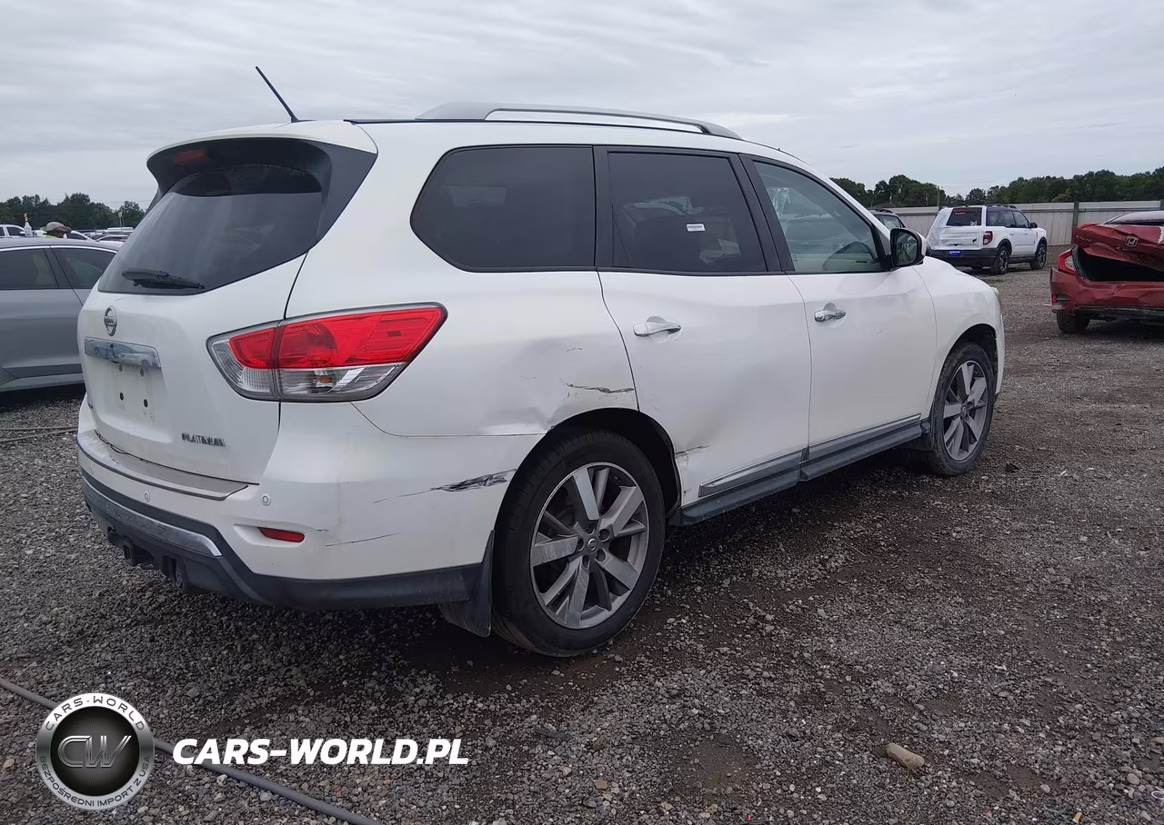 2014 Nissan Pathfinder Platinum VIN:5N1AR2MNXEC676002 - 4