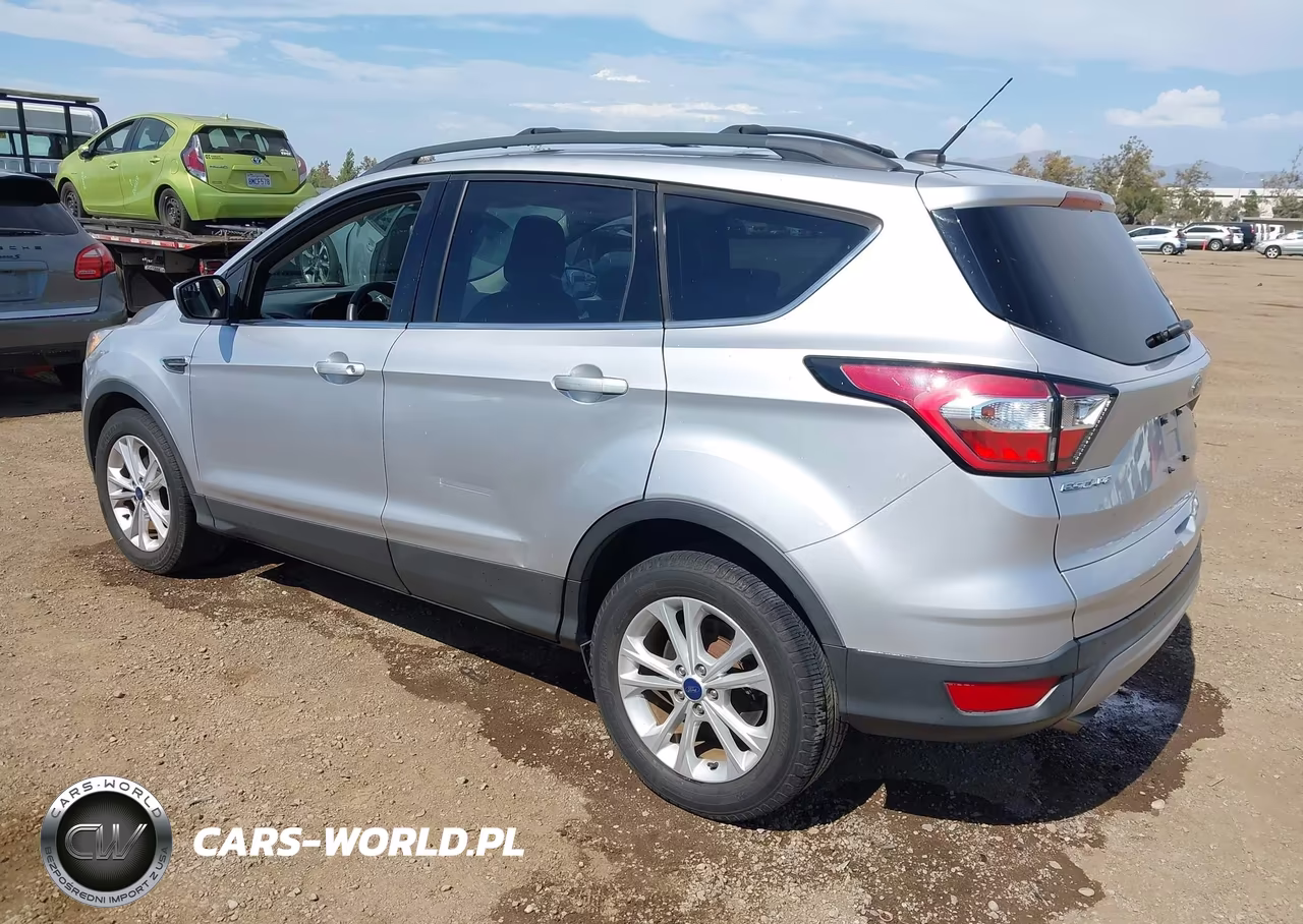 2018 Ford Escape Se VIN:1FMCU0GD0JUB13933 - 3