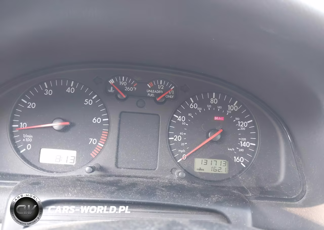 1999 Volkswagen Passat Gls VIN:WVWMA63B9XE383478 - 7