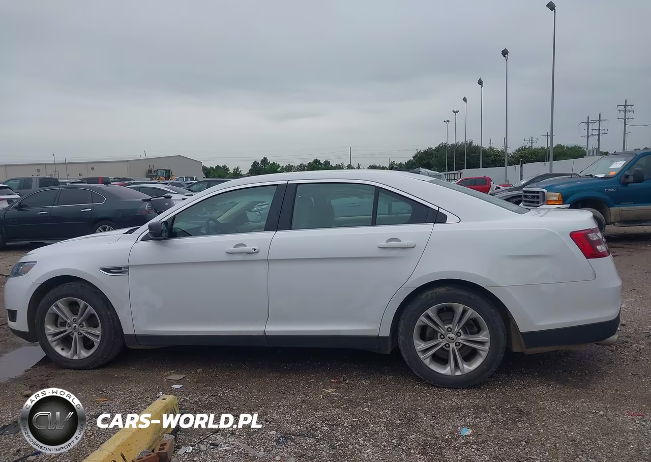 2018 Ford Taurus Se VIN:1FAHP2D84JG126922 - 14