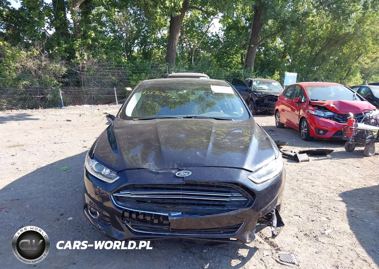 2015 Ford Fusion Energi Titanium VIN:3FA6P0SU0FR220694 - 13
