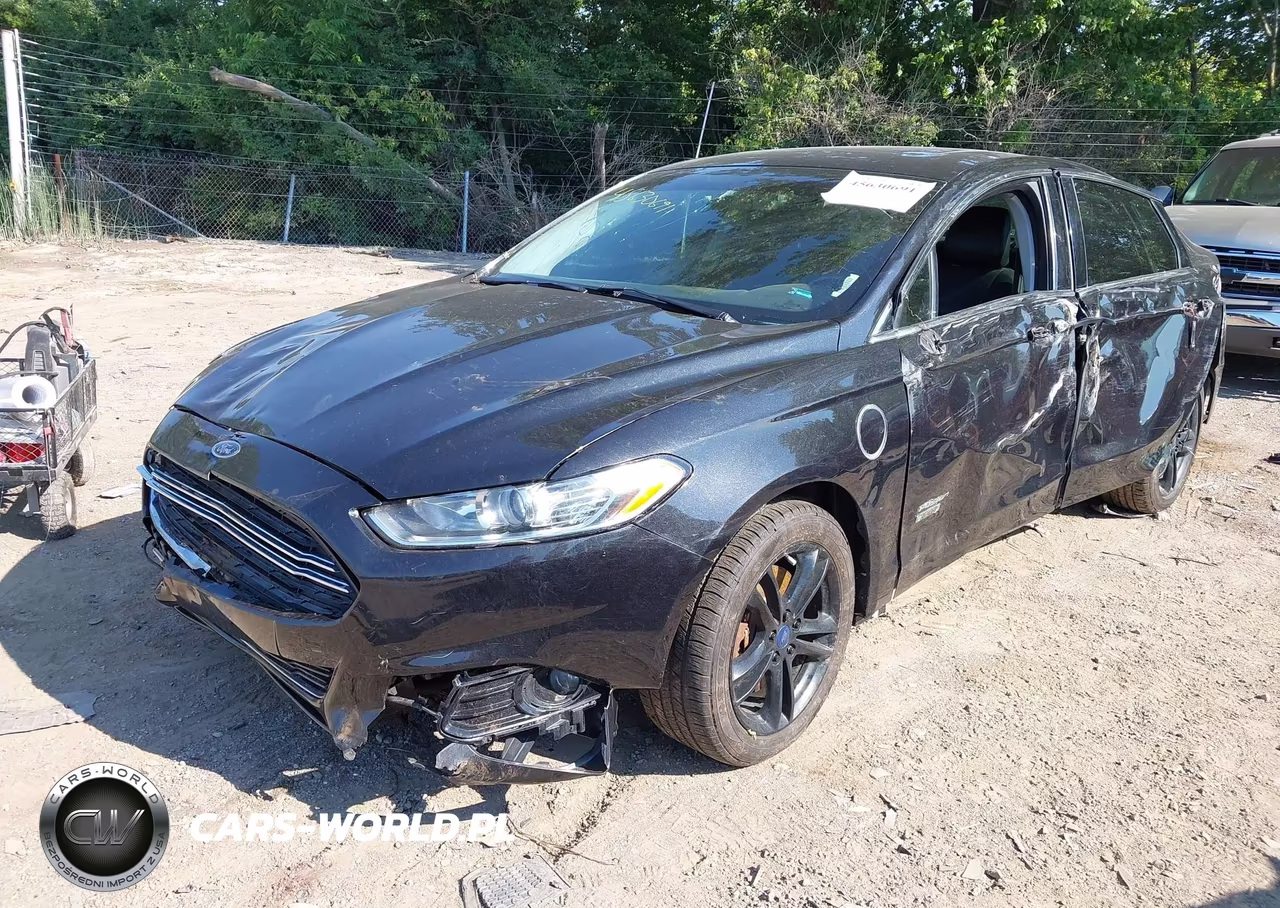 2015 Ford Fusion Energi Titanium VIN:3FA6P0SU0FR220694 - 2