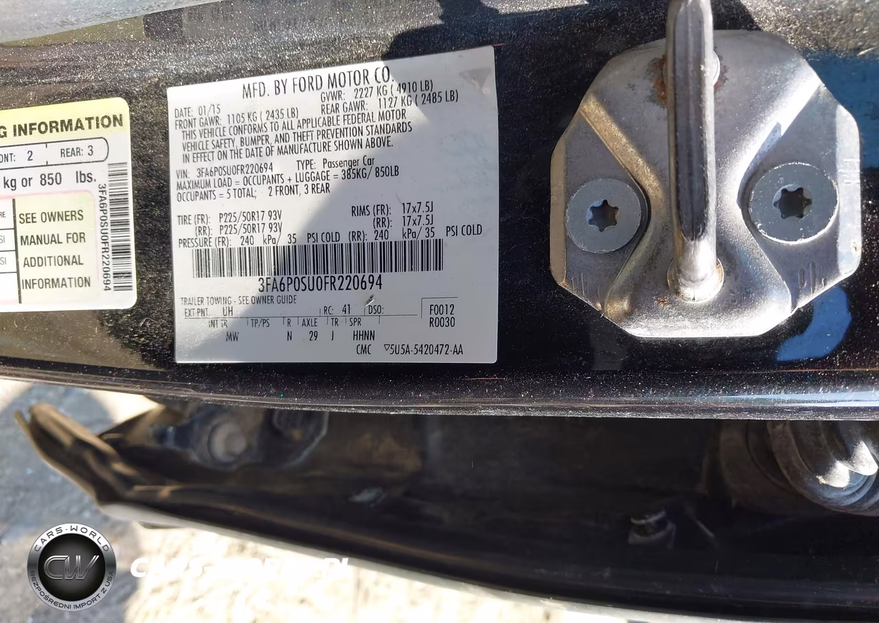 2015 Ford Fusion Energi Titanium VIN:3FA6P0SU0FR220694 - 9
