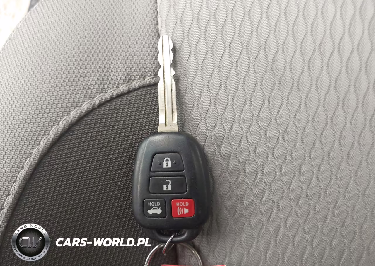 2019 Toyota Corolla Le VIN:2T1BURHEXKC230784 - 11