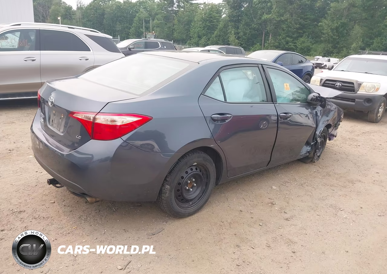 2019 Toyota Corolla Le VIN:2T1BURHEXKC230784 - 4