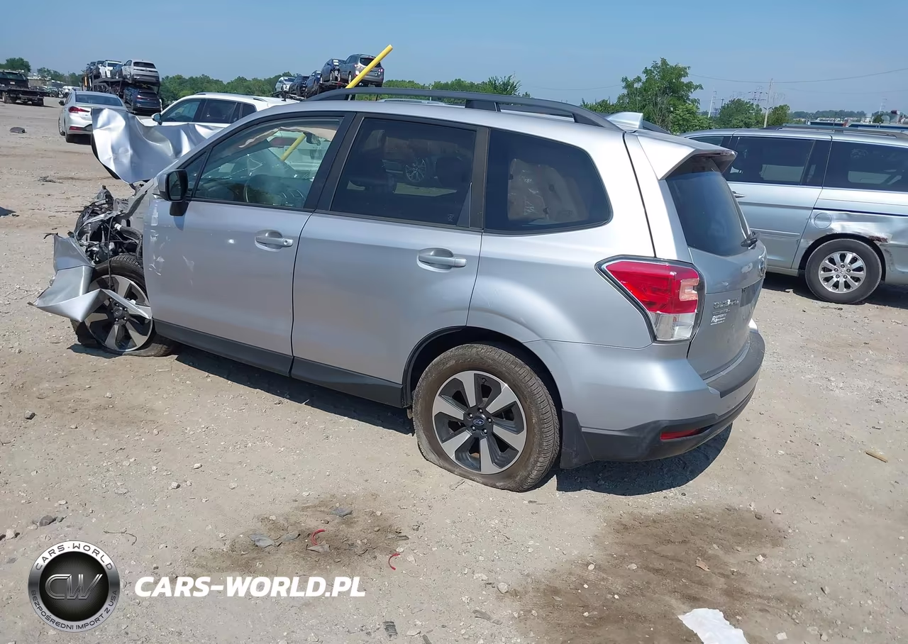 2018 Subaru Forester 2.5I Premium VIN:JF2SJAEC0JH587206 - 3