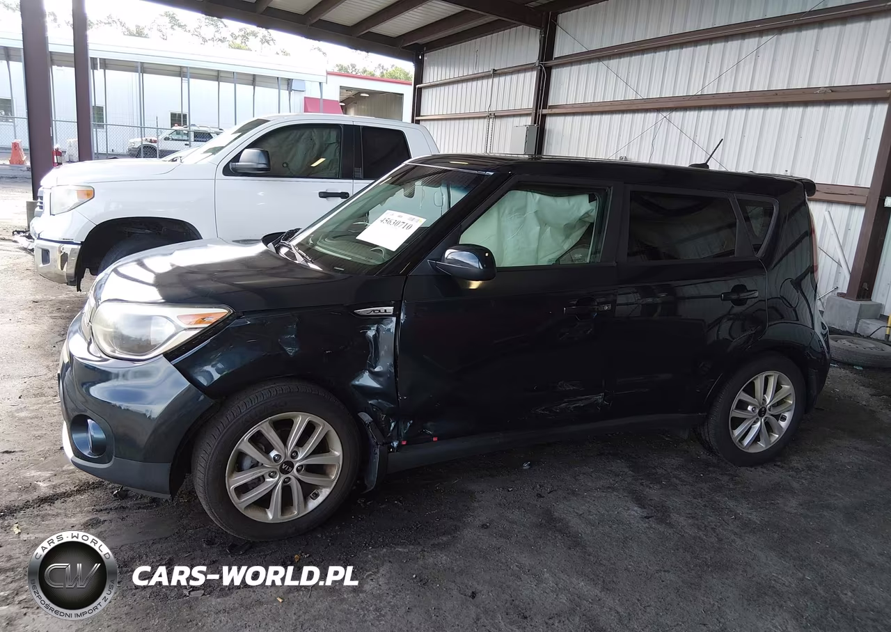 2018 Kia Soul + VIN:KNDJP3A54J7515720 - 14