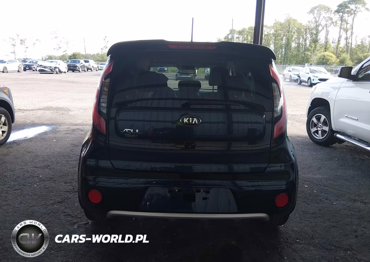2018 Kia Soul + VIN:KNDJP3A54J7515720 - 16